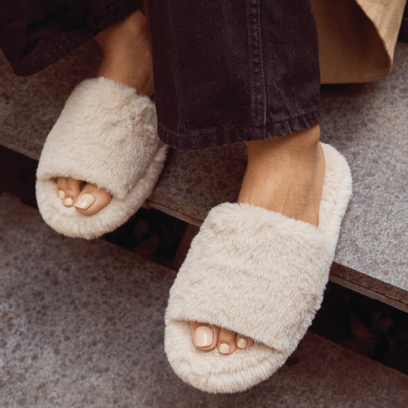 Shearling Slide – Oatmeal